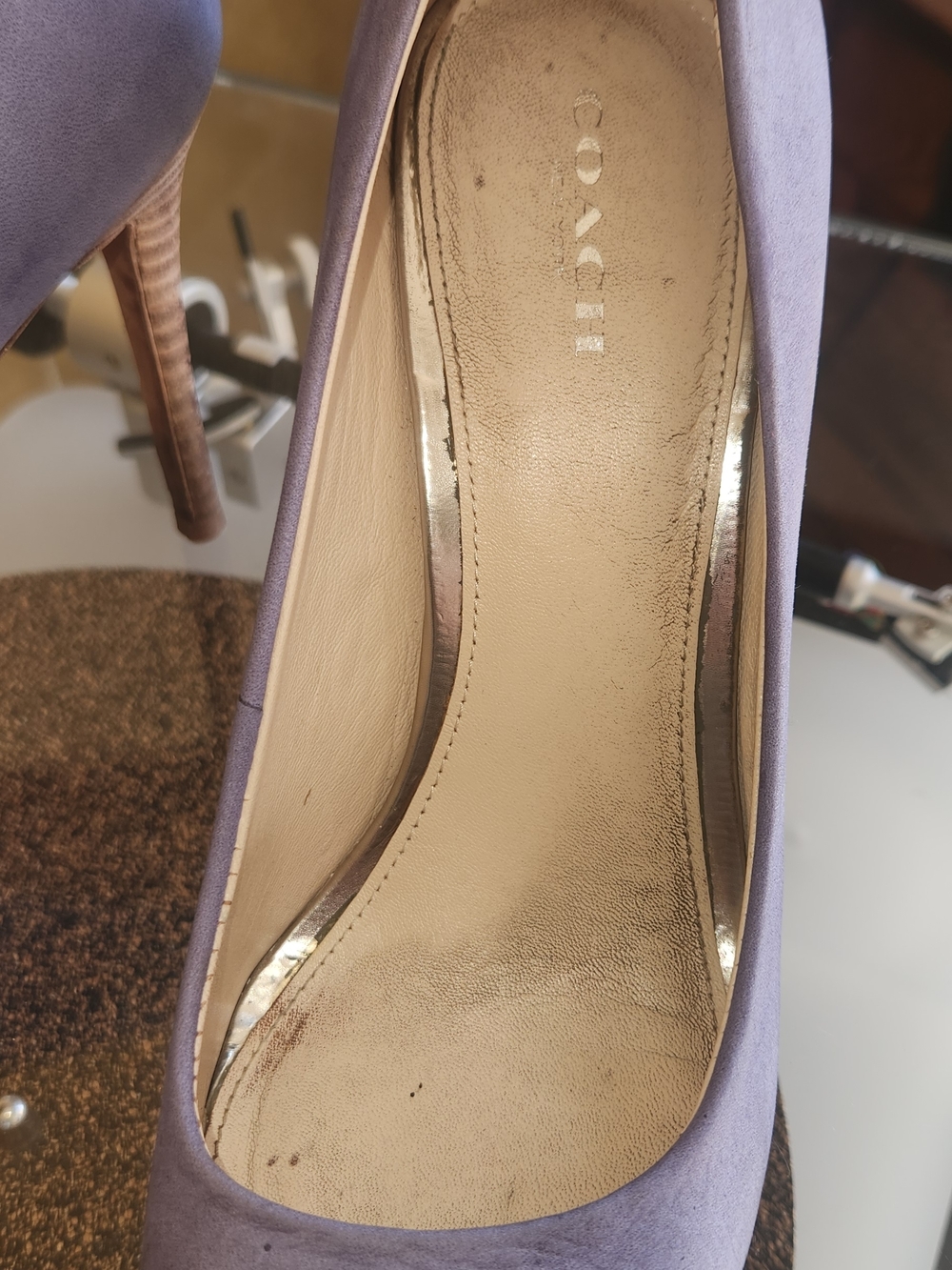 Coach Lilac Suede Pointed-Toe Heels 4 Inch Heel 7.5 - Picture 7 of 9